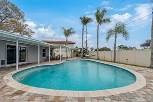 3311 Hunt Club Dr, Clearwater, FL 33761 - Photo 53