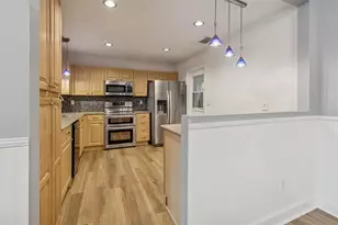 3311 Hunt Club Dr, Clearwater, FL 33761 - Photo 19