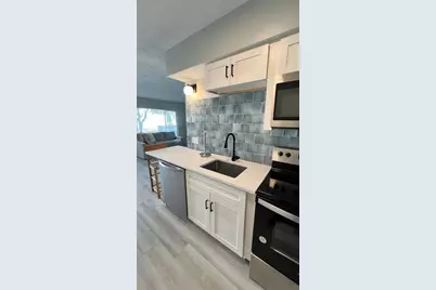 974 Tennessee Lane, Sarasota, FL 34234 - Photo 3