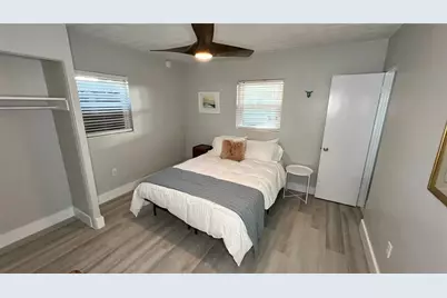 974 Tennessee Lane, Sarasota, FL 34234 - Photo 7