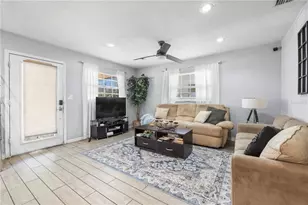 2103 W State St, Tampa, FL 33606 - Photo 5