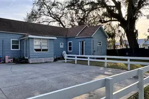 904 W Reynolds St, Plant City, FL 33563 - Photo 3
