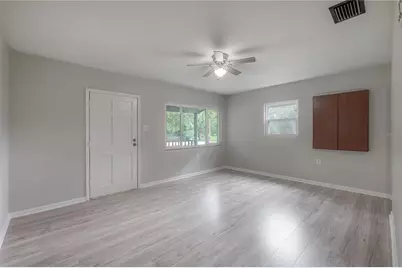 10411 N Woodmere Road, Tampa, FL 33617 - Photo 3