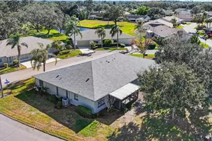 2024 Hereford Dr, Sun City Center, FL 33573 - Photo 29