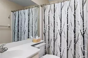 2024 Hereford Dr, Sun City Center, FL 33573 - Photo 21