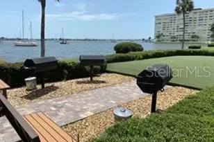 4775 Cove Cir, Saint Petersburg, FL 33708 - Photo 39