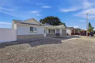 7420 Sandalwood Dr, Port Richey, FL 34668 - Photo 3