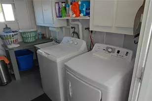 2127 Manoa Dr, Holiday, FL 34691 - Photo 37