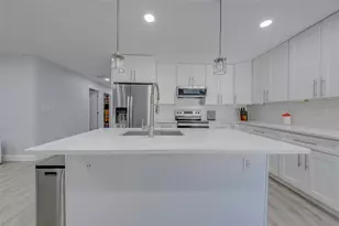 1814 Sylvan Dr, Clearwater, FL 33755 - Photo 5