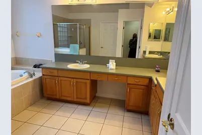 10209 Shadow Branch Drive, Tampa, FL 33647 - Photo 11