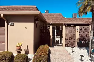 531 Boca Ciega Point Blvd S, Saint Petersburg, FL 33708 - Photo 3