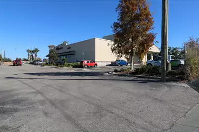 2418 US 19 Highway, Holiday, FL 34691 - Photo 17