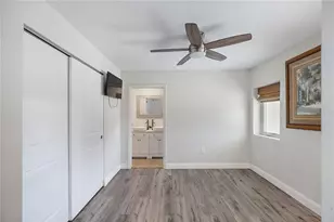 6631 Bougainvilla Ave S, Saint Petersburg, FL 33707 - Photo 17