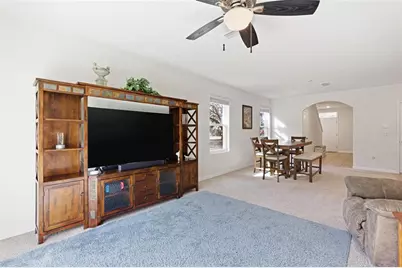 12403 Pagoda Place, Tampa, FL 33637 - Photo 9