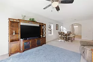 12403 Pagoda Pl, Tampa, FL 33637 - Photo 9