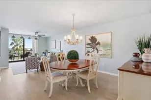 670 Island Way, Clearwater Beach, FL 33767 - Photo 17