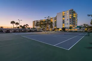 670 Island Way, Clearwater Beach, FL 33767 - Photo 19