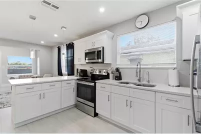 2717 W Cherry Street, Tampa, FL 33607 - Photo 9