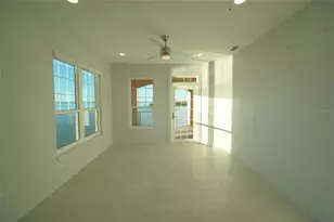 5000 Culbreath Key Way, Tampa, FL 33611 - Photo 9