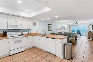 17500 Gulf Blvd, Redington Shores, FL 33708 - Photo 23