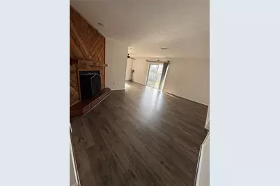 10410 N Connechusett Road, Tampa, FL 33617 - Photo 3