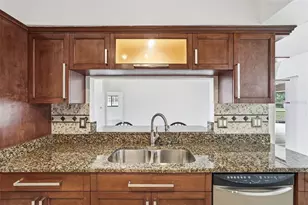 11290 Orangewood Ct, Spring Hill, FL 34609 - Photo 11