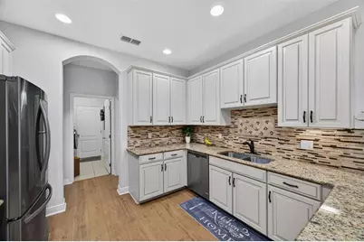 17019 Vilesta Drive, Lutz, FL 33548 - Photo 15