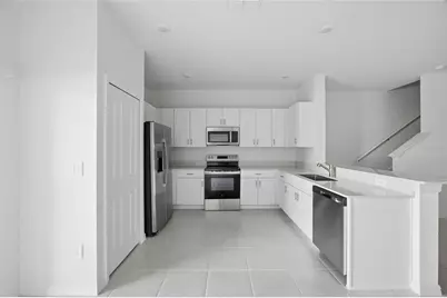 10149 Trumpet Honeysuckle Way, San Antonio, FL 33576 - Photo 9