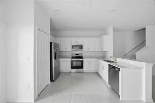 10149 Trumpet Honeysuckle Wy, San Antonio, FL 33576 - Photo 9