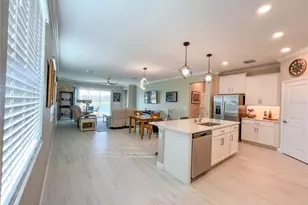 12605 Tahitian Pearl Cir, Parrish, FL 34219 - Photo 17