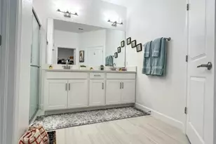 12605 Tahitian Pearl Cir, Parrish, FL 34219 - Photo 31