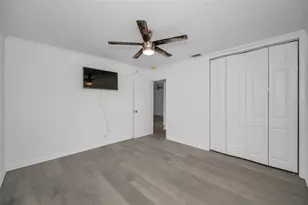 406 Orchid Ln, Palm Harbor, FL 34683 - Photo 15