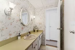 13225 101st St, Largo, FL 33773 - Photo 35