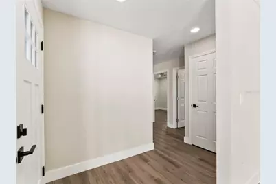 8418 Flagstone Drive, Tampa, FL 33615 - Photo 9