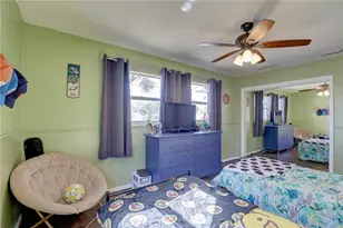 8497 137th St, Seminole, FL 33776 - Photo 35