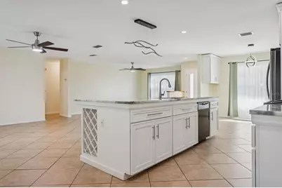 1255 Foggy Ridge Parkway, Lutz, FL 33559 - Photo 7