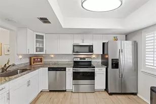 2238 Lark Cir W, Palm Harbor, FL 34684 - Photo 5