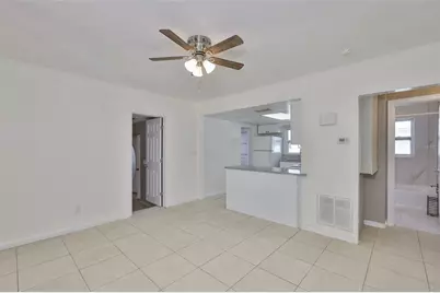 72 Lake Shore Drive, Palm Harbor, FL 34684 - Photo 11