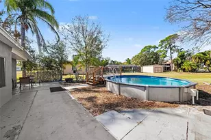 307 Campus Dr, Ruskin, FL 33570 - Photo 25