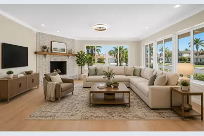 6400 Mockingbird Way S, Saint Petersburg, FL 33707 - Photo 5