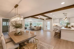 6400 Mockingbird Way S, Saint Petersburg, FL 33707 - Photo 13