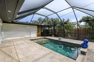 6400 Mockingbird Way S, Saint Petersburg, FL 33707 - Photo 37