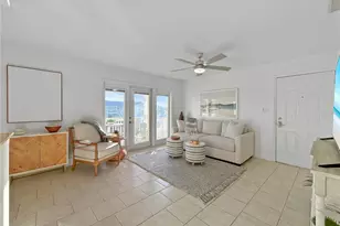 5037 Starfish Dr SE, Saint Petersburg, FL 33705 - Photo 11