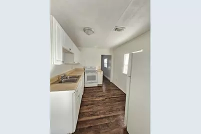 5706 Dr Martin Luther King Jr Street N, Saint Petersburg, FL 33703 - Photo 5