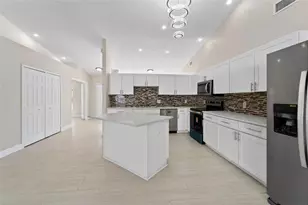 713 Maderia Ct, Kissimmee, FL 34758 - Photo 19