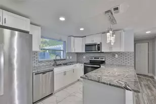 12870 101st Way, Largo, FL 33773 - Photo 9