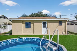 5900 Cypress St N, Saint Petersburg, FL 33703 - Photo 31