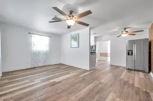 5900 Cypress St N, Saint Petersburg, FL 33703 - Photo 7