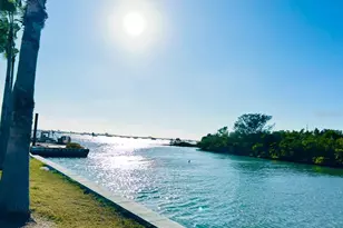 2631 45th St S, Gulfport, FL 33711 - Photo 15