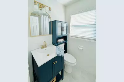 2631 45th Street S, Gulfport, FL 33711 - Photo 9